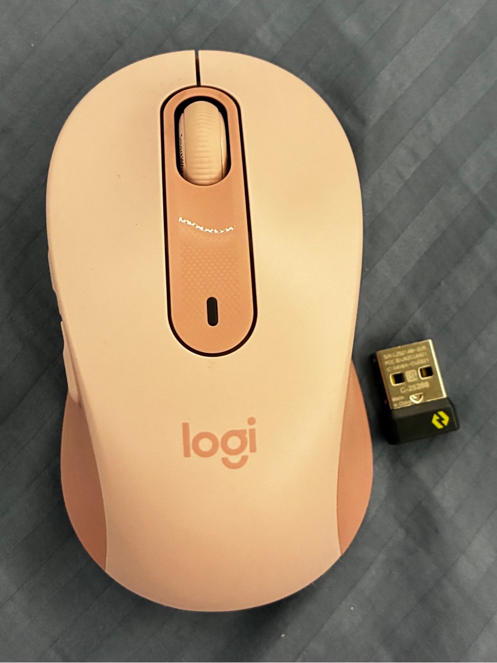 Logitech M650 Wireless USB/Bluetooth Mouse